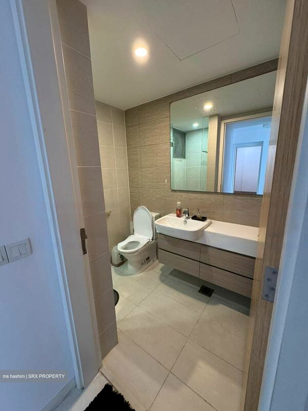 The Lakefront Residences (D22), Condominium #556293021